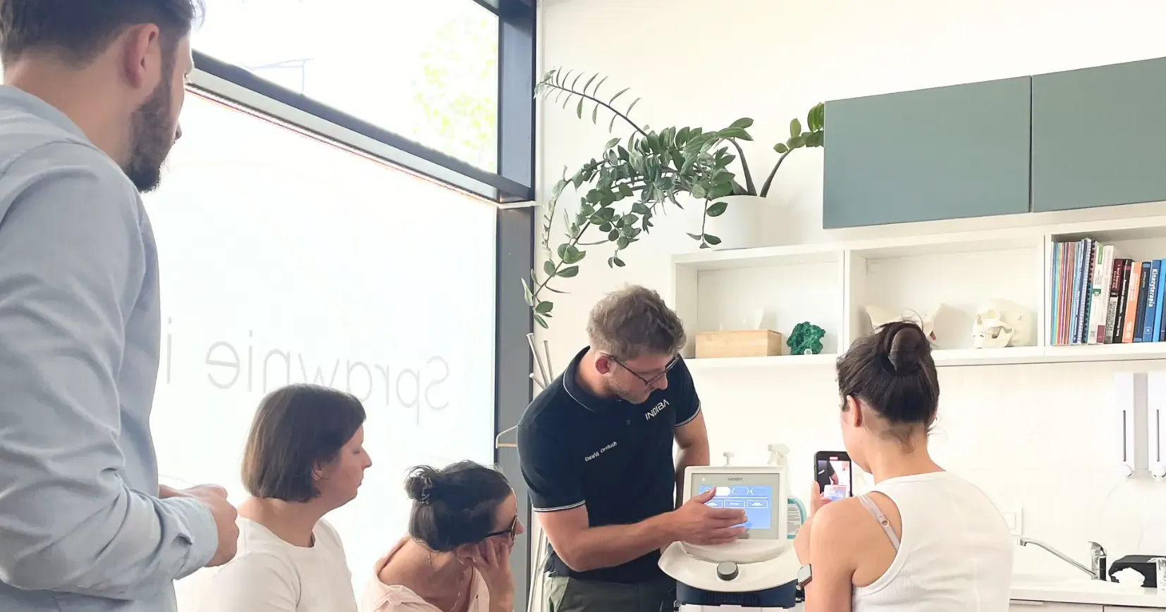 INDIBA w FizjoBell – czym jest i kiedy ją stosujemy